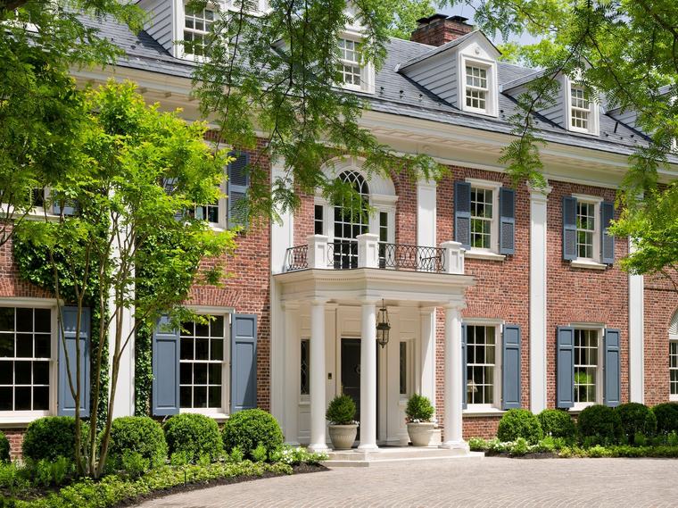 Inside Jackie Kennedy Onassis' luxurious homes, from sprawling estates to full-floor apartments